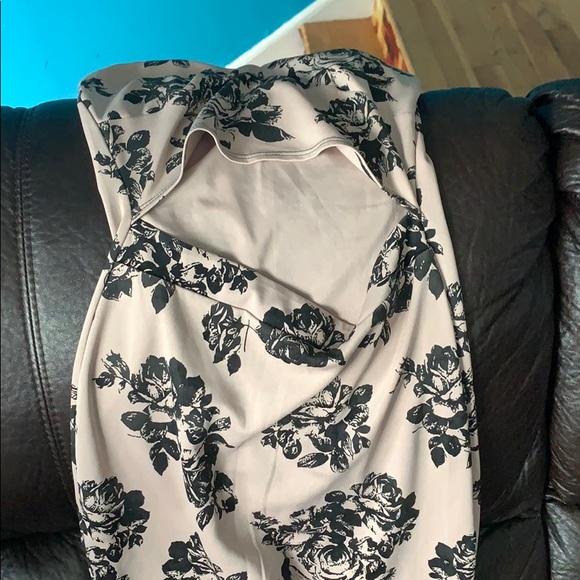 Floral dress - Picture 1 of 2